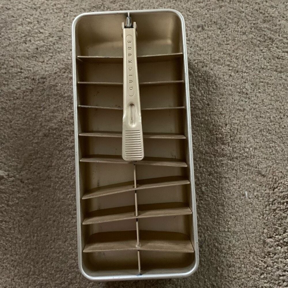Frigidaire Quickube 16 Cube Metal Ocean Cube Tray
